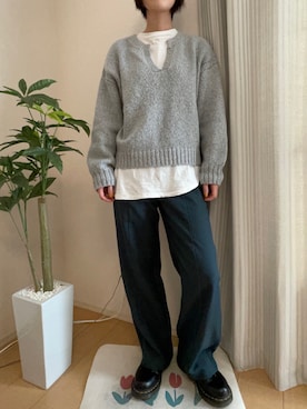 「GU（ジーユー）のアイテム（ニット/セーター、グレー系）」を使った、miさん（レディース・156cm）の秋コーディネート