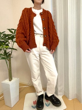 「UNIQLO（ユニクロ）のアイテム（Tシャツ/カットソー、ホワイト系）」を使った、miさん（レディース・156cm）の秋コーディネート