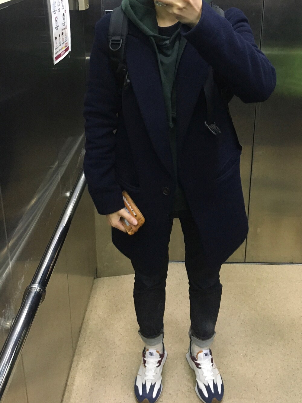 「UNIQLOのアイテム（ダッフルコート、ブルー系）」を使った、Joeyさん（レディース・154cm）の秋コーディネートの1枚目の写真