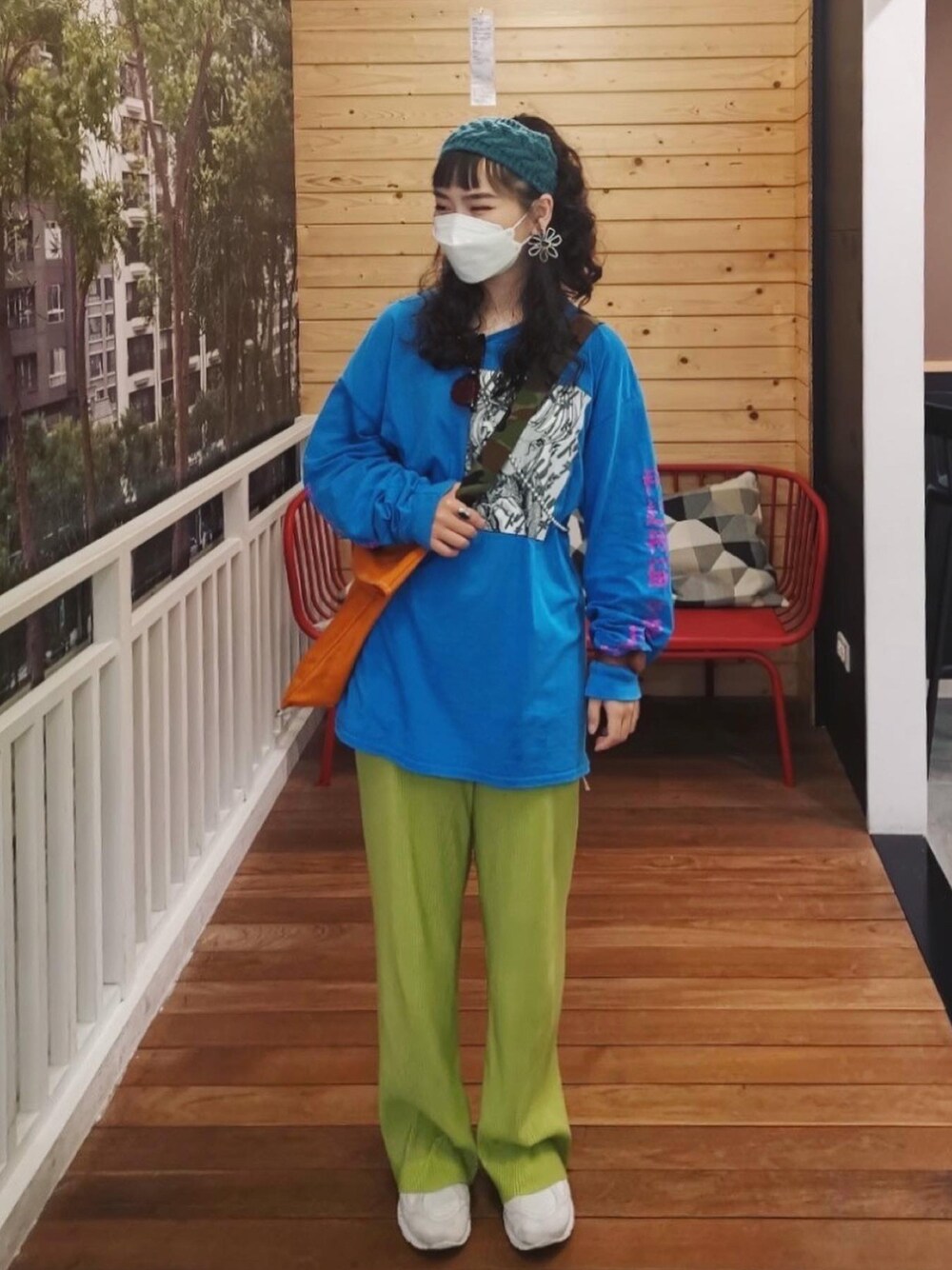 「ootd、vintage、VINTAGE、vintage style、古着、古着MIX、古着コーデ、古着好きな人と繋がりたい、古着女子」｜「MEIER.Qのアイテム（チノパンツ、グリーン系）」を使った、Teddyさん（レディース・160cm）の夏コーディネートの1枚目の写真