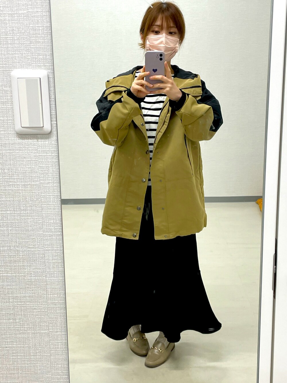 「カジュアルコーデ、大人カジュアル、モノトーン、JEANASiS、fifth、STARTING OVER、SENSE OF PLACE by URBAN RESEARCH」｜「JEANASISのボーダーキーネックプルオーバー/782554（Tシャツ/カットソー、ホワイト系）」を使った、tomomi＊さん（レディース・158cm）の春コーディネートの1枚目の写真