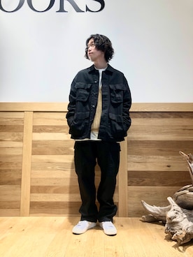 「アーバンリサーチドアーズ」｜「アイテム（ミリタリージャケット）」を使った、くぼさん（メンズ・170cm）の冬コーディネート