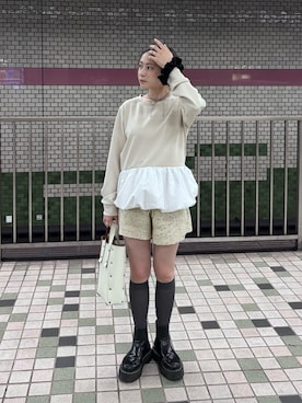 「Hender Scheme（エンダースキーマ）のアイテム（ハンドバッグ）」を使った、yoshinoさん（レディース・150cm）の秋コーディネート