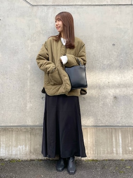 「マーメイドスカート」｜「アイテム（ナイロンジャケット）」を使った、aさん（レディース・155cm）の秋コーディネート
