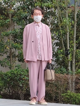 「TAKEO KIKUCHI（タケオキクチ）のスポンディッシュ ミニトート（トートバッグ、ブラウン系）」を使った、ちゃばこさん（メンズ・168cm）の春コーディネート