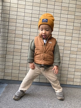 「UNIQLO（ユニクロ）のアイテム（ノーカラージャケット）」を使った、kontsuさん（キッズ・90cm）の冬コーディネート