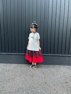 「アイテム（スカート）」を使った、KAROさん（キッズ・142cm）の夏コーディネート