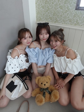 「Chico（チコ）の【水着/トップス】バルーンオフショルトップス（水着、ホワイト系）」を使った、miyu 🤍さん（レディース・156cm）の夏コーディネート