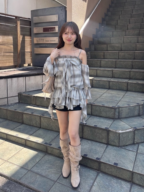 チャーム付きコンパクトショートパンツ（その他パンツ）｜Chico（チコ