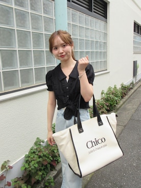 「Chico（チコ）の裾リボンパフスリーブシャツ（シャツ/ブラウス、ブラック系）」を使った、miyu 🤍さん（レディース・156cm）の夏コーディネート