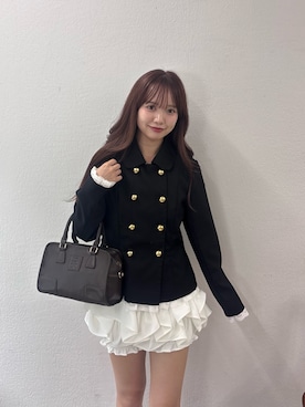 「Chico（チコ）のボリュームフリルミニスカート（スカート、ホワイト系）」を使った、miyu 🤍さん（レディース・156cm）の秋コーディネート