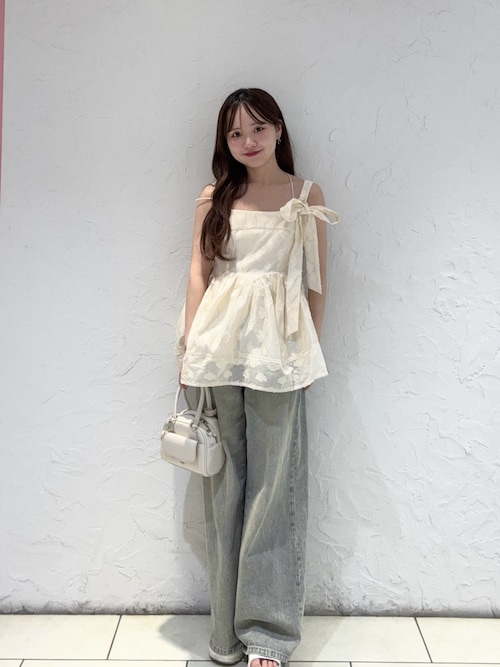 SALON by Chico】アシメリボンボリュームフラワーキャミ