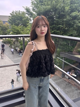「Chico（チコ）のローズキャミブラウス（シャツ/ブラウス、ブラック系）」を使った、miyu 🤍さん（レディース・156cm）の春コーディネート