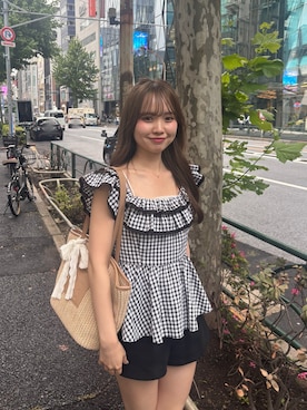 「Chico（チコ）のギンガムチェックペプラムフリルブラウス（シャツ/ブラウス、ホワイト系）」を使った、miyu 🤍さん（レディース・156cm）の春コーディネート