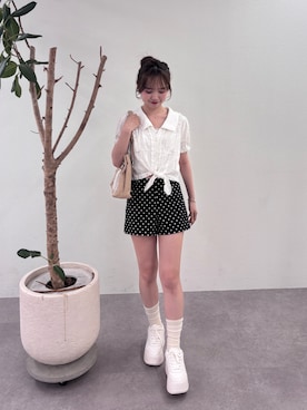 「Chico（チコ）の裾リボンパフスリーブシャツ（シャツ/ブラウス、ホワイト系）」を使った、miyu 🤍さん（レディース・156cm）の夏コーディネート