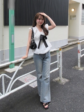 「Chico（チコ）のリボンペプラムブラウス（シャツ/ブラウス、ホワイト系）」を使った、miyu 🤍さん（レディース・156cm）の春コーディネート