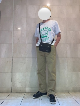 「Pherrow's（フェローズ）のアイテム（チノパンツ）」を使った、ヒロポンさん（メンズ・168cm）の春コーディネート