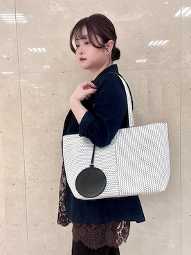 「HIROKO HAYASHI（ヒロコハヤシ）のOTTICA（オッティカ）トートバッグ（トートバッグ、ホワイト系）」を使った、mさん（レディース・150cm）の春コーディネート