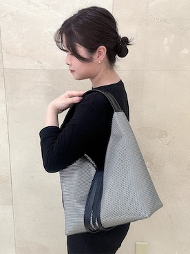 「HIROKO HAYASHI（ヒロコハヤシ）のCATENA（カテーナ）ワンショルダーバッグ（ショルダーバッグ、シルバー系）」を使った、mさん（レディース・150cm）の夏コーディネート