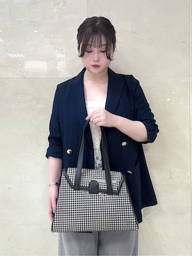 「HIROKO HAYASHI（ヒロコハヤシ）のLONDRA（ロンドラ）トートバッグ（トートバッグ、ベージュ系）」を使った、mさん（レディース・150cm）の秋コーディネート