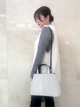 「HIROKO HAYASHI（ヒロコハヤシ）のOTTICA（オッティカ）2wayショルダーバッグ（ショルダーバッグ、ホワイト系）」を使った、mさん（レディース・150cm）の秋コーディネート