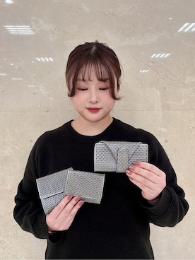 「HIROKO HAYASHI（ヒロコハヤシ）のCATENA（カテーナ）薄型二つ折り財布（財布、シルバー系）」を使った、mさん（レディース・150cm）の冬コーディネート