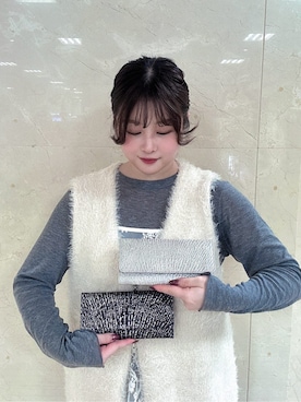 「HIROKO HAYASHI（ヒロコハヤシ）のDAMASCO（ダマスコ）薄型長財布（財布、シルバー系）」を使った、mさん（レディース・150cm）の冬コーディネート