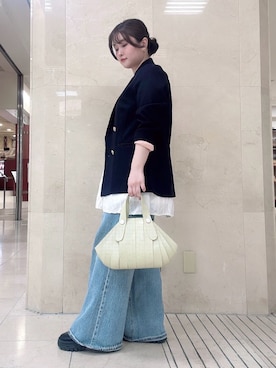 「HIROKO HAYASHI（ヒロコハヤシ）のOSSO VIVO PUNTI（オッソ ヴィーヴォ プンティ）ハンドバッグ（ハンドバッグ、イエロー系）」を使った、mさん（レディース・150cm）の春コーディネート