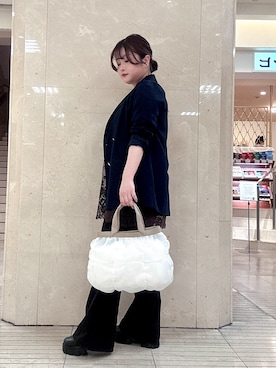 「HIROKO HAYASHI（ヒロコハヤシ）のFABRE（ファーブル）ハンドバッグ（ハンドバッグ、ホワイト系）」を使った、mさん（レディース・150cm）の春コーディネート