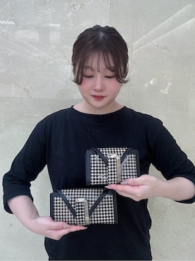 「HIROKO HAYASHI（ヒロコハヤシ）のLONDRA（ロンドラ）長財布ミニ（財布、ベージュ系）」を使った、mさん（レディース・150cm）の秋コーディネート