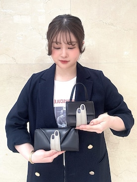 「HIROKO HAYASHI（ヒロコハヤシ）のLEO NECESSARIO（レオ ネチェサリオ）長財布ミニ（財布、ブラック系）」を使った、mさん（レディース・150cm）の春コーディネート
