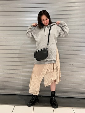 友加里さんのコーディネート