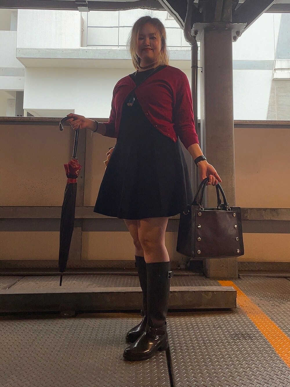 「お出かけコーデ日記」｜「Rirandtureのアイテム（ワンピース、ブラック系）」を使った、ひまりさん（レディース・161cm）の春コーディネートの1枚目の写真