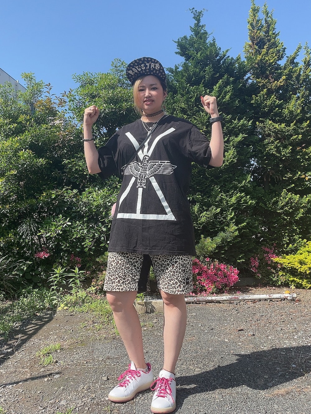 「お出かけコーデ日記」｜「BOY LONDONのアイテム（Tシャツ/カットソー、ブラック系）」を使った、ひまりさん（レディース・161cm）の春コーディネートの1枚目の写真