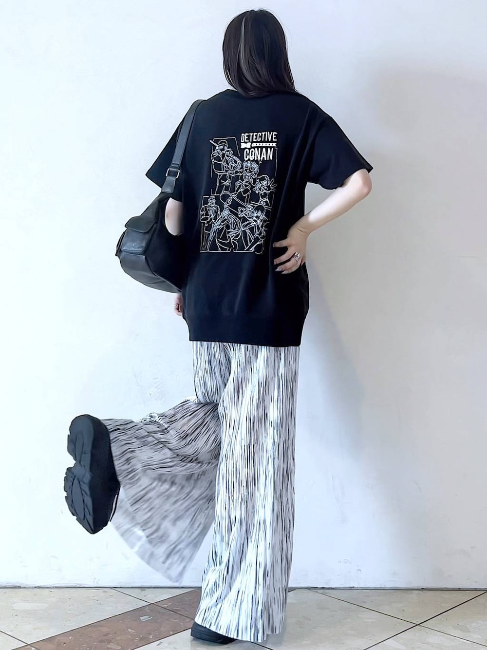 「モード、女子ウケ、着痩せ・細見え、骨格ストレート、個性派、韓国系、メンズライク、ストリート、カジュアル、PAGEBOY、夏コーデ、スニーカー」｜「PAGEBOYのプラットチャンキースニーカー（スニーカー、ブラック系）」を使った、misao1130さん（レディース・161cm）の春コーディネートの1枚目の写真