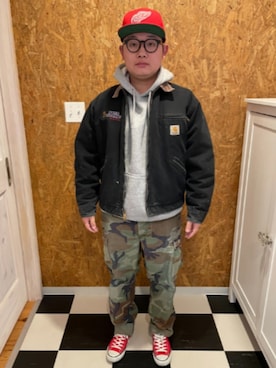 「Carhartt（カーハート）のアイテム（ジャケット/アウター、ブラック系）」を使った、ラッキーさん（メンズ・165cm）の春コーディネート