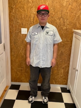 「CiNTAS（シンタス）のアイテム」を使った、ラッキーさん（メンズ・165cm）の夏コーディネート