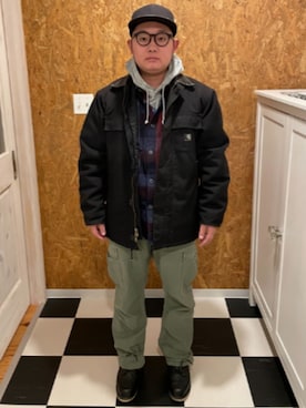 「アイテム（カバーオール）」を使った、ラッキーさん（メンズ・165cm）の冬コーディネート