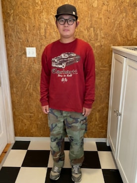 「Carhartt（カーハート）のアイテム（Tシャツ/カットソー）」を使った、ラッキーさん（メンズ・165cm）の秋コーディネート