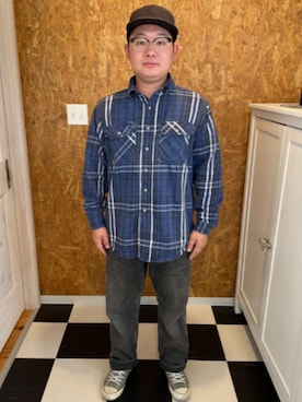 「Carhartt（カーハート）のアイテム（シャツ/ブラウス、ブルー系）」を使った、ラッキーさん（メンズ・165cm）の夏コーディネート