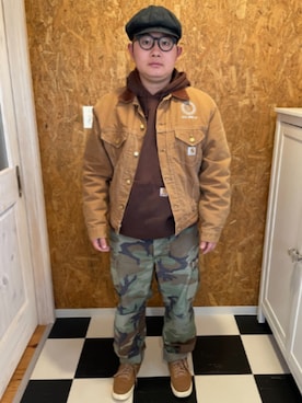 「Carhartt（カーハート）のアイテム（ジャケット/アウター、ベージュ系）」を使った、ラッキーさん（メンズ・165cm）の春コーディネート
