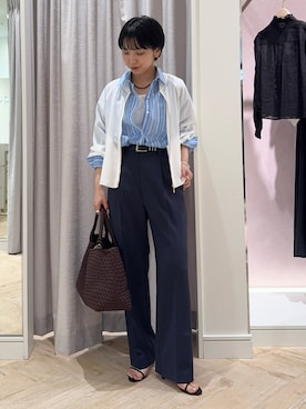 「NOLLEY’S Sophi（ノーリーズソフィ）のウォッシャブルMARSALAシアーストライプ3WAYシャツ（シャツ/ブラウス、ブルー系）」を使った、nol takemoriさん（レディース・154cm）の春コーディネート
