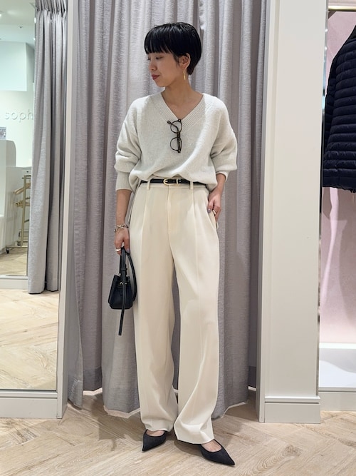 セール】《手洗い可能》モヘヤスパンコールVネックプルオーバー