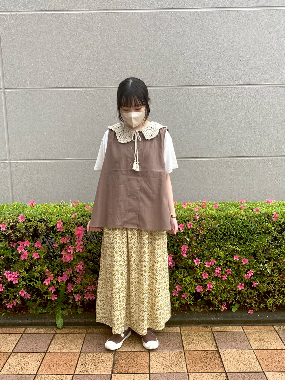 「サマンサモスモス(Samansa Mos2)、SM2、サマンサモスモス、Samansa Mos2、スカート、新作、コンバース、低身長コーデ、夏コーデ、Tシャツ」｜「CONVERSEのアイテム（スニーカー、ブラウン系）」を使った、yuさん（レディース・154cm）の春コーディネートの1枚目の写真