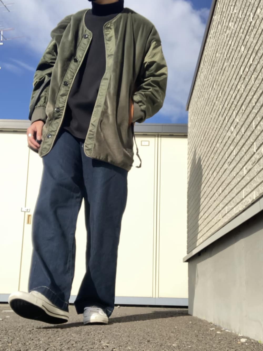 「BEAUTY&YOUTH UNITED ARROWSのアイテム（ニット/セーター、ブラック系）」を使った、りょうすけ　RYMSさん（メンズ・176cm）の秋コーディネートの1枚目の写真