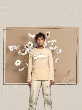 「しまむら（シマムラ）のアイテム（Tシャツ/カットソー、ベージュ系）」を使った、クワちゃんさん（メンズ・172cm）の秋コーディネート