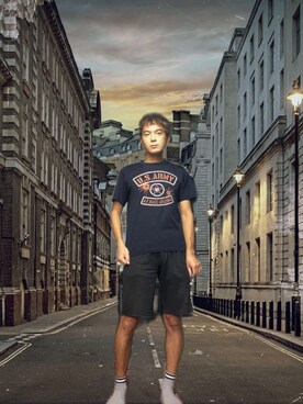 「しまむら（シマムラ）のアイテム（Tシャツ/カットソー、ブルー系）」を使った、クワちゃんさん（メンズ・172cm）の秋コーディネート