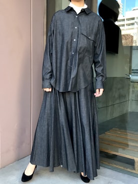 「アイテム（デニムスカート、グレー系）」を使った、yさん（レディース・162cm）の冬コーディネート