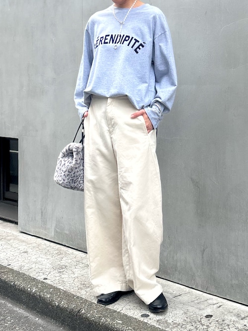 ロゴプリント ラウンドヘムロングTシャツ