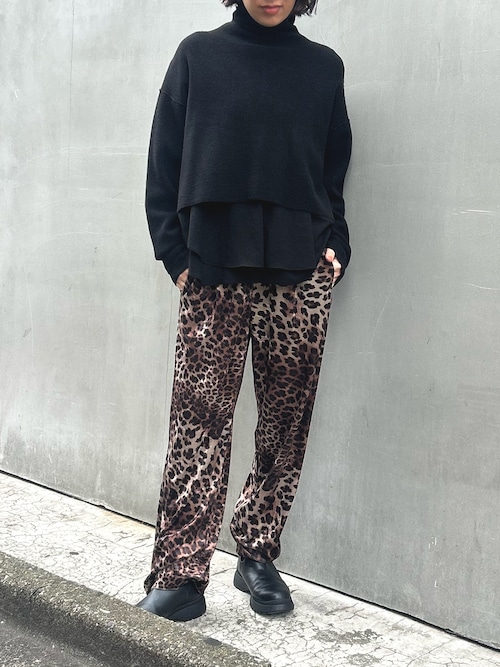 メッシュベロア＆レオパードプリントベロアイージーパンツ